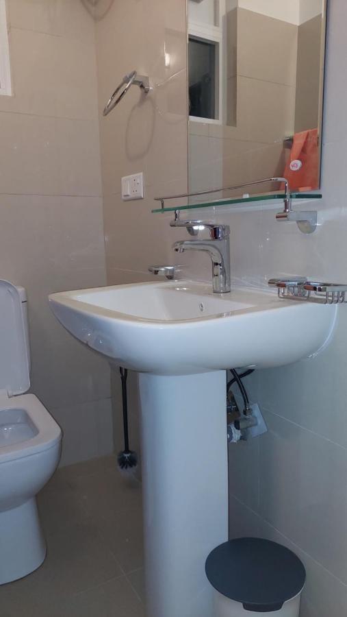 Chanya Luxury Apartment, S 31, View Residencies نوفارا إيلِيا